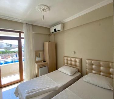 Marmara Hotel | Altinkum tatil konakları