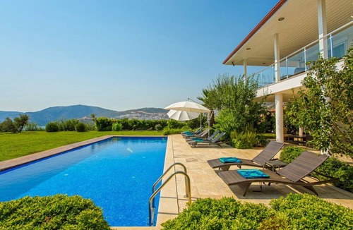 Kalkan Villa | An exclusive very private villa with stunning sea views
