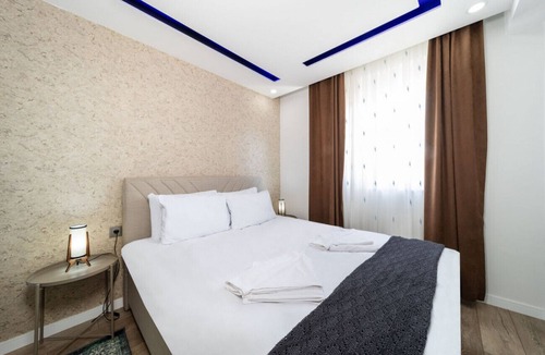 Liman Mahallesi Apartment | Antalya Beachside Escape, Close to the Sea