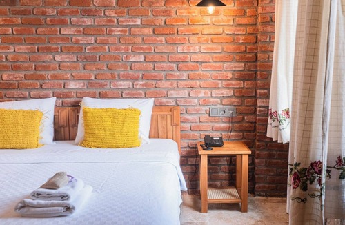 Ayvacik Bed & Breakfast | Arıklı Han Kazdağları