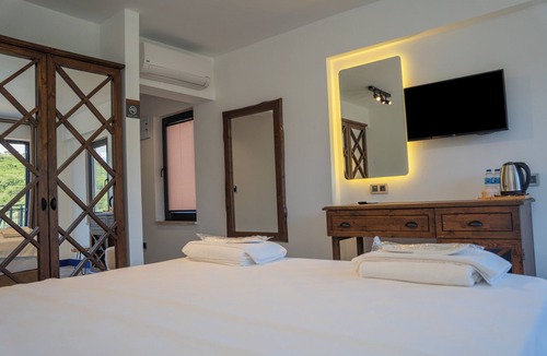 Gokceada Hotel | Aris Guest House