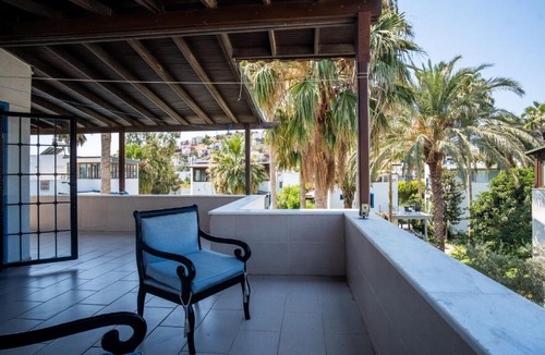 Yalikavak Villa | Astonishing Villa with Pool near Tilkicik Bay