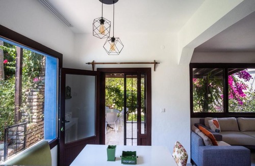 Yalikavak Villa | Astonishing Villa with Pool near Tilkicik Bay