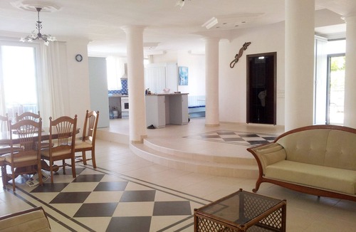 Fethiye City Center Villa | Award winning 5 star rated luxury villa.