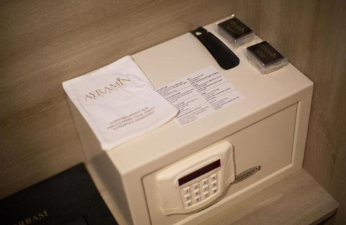 Taksim Hotel | Ayramin Deluxe Hotel - Anex