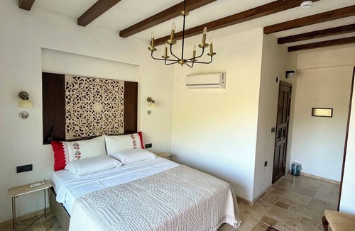 Gullubahce House | Bahab Plus Guest House