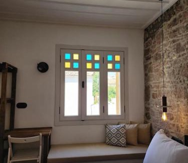 Ayvalik House | Balkonaki