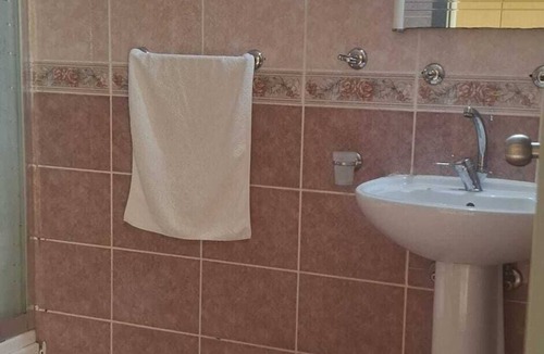 Artikli Hotel | Baris Aile Oteli