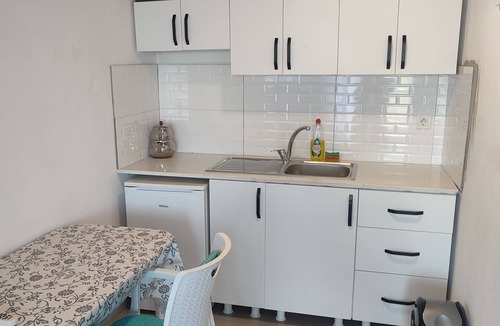 Ezine Apartment | Bazyel Apart Otel