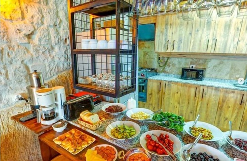 Ortahisar Hostel | Black Stove Cappadocia