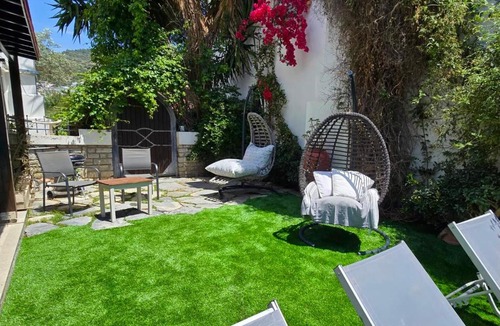 Bodrum City Center Villa | Bodrum Merkezde Müstakil Havuzlu Villa