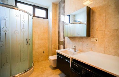 Yenikoy Mahallesi Apartment | Bosphorus view Villa