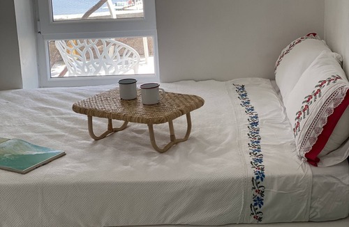 Babakale House | Casa de Bagale Village House