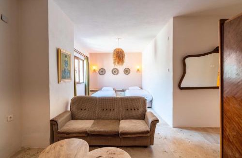 Ayvalik City Center Hotel | CasaLyma Ayvalık
