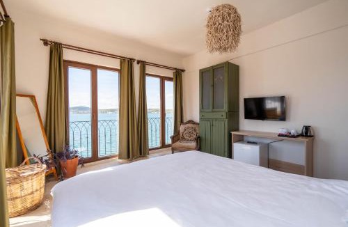 Ayvalik City Center Hotel | CasaLyma Ayvalık