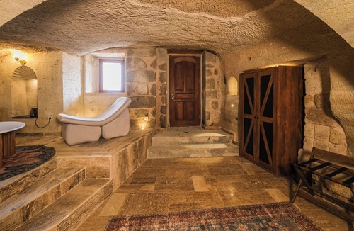Uchisar Apartment | Cave Room with Traditional Turkish Bath 102