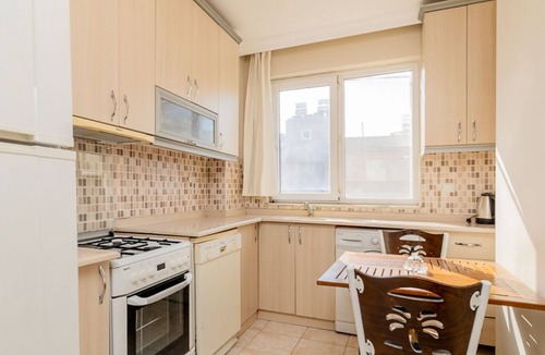 Kaleici Apartment | Central Flat w Balcony 10 min to Hadrian Gates