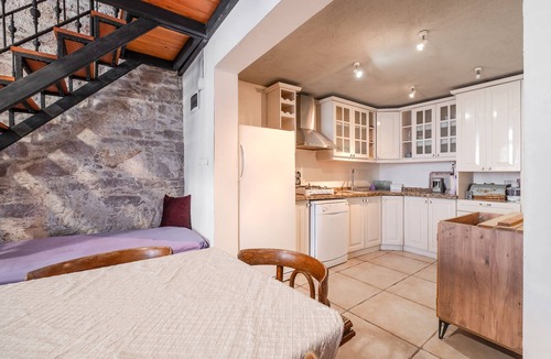 Ayvalik City Center House | Central Stone Loft - 2 mins Beach - 5 mins Marina