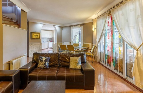 Mollafeneri Villa | Charming Villa with Pool and Garden in Gebze