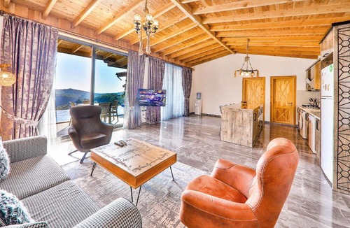 Islamlar Villa | Charming Villa with Private Pool and Jacuzzi Surrounded by Nature in Kalkan, Kas