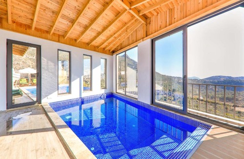 Islamlar Villa | Charming Villa with Private Pool and Jacuzzi Surrounded by Nature in Kalkan, Kas