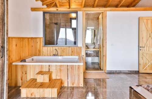 Islamlar Villa | Charming Villa with Private Pool and Jacuzzi Surrounded by Nature in Kalkan, Kas