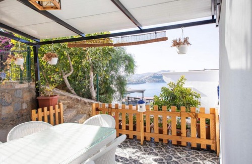 Yalikavak Villa | Chic House with Shared Pool near Sea in Yalikavak