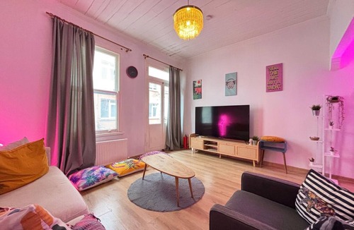 Rasimpasa House | Comfortable Home Steps from the Kadıköy Waterfront