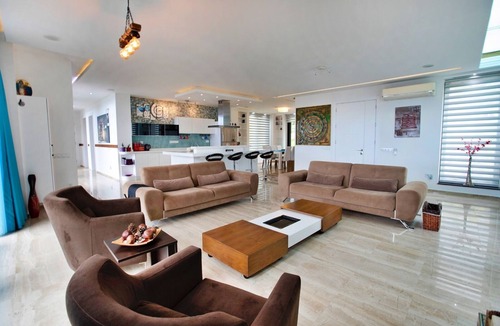 Islamlar Villa | Contemprorary 205 m2 Villa and 135 m2 wooden deck around pool