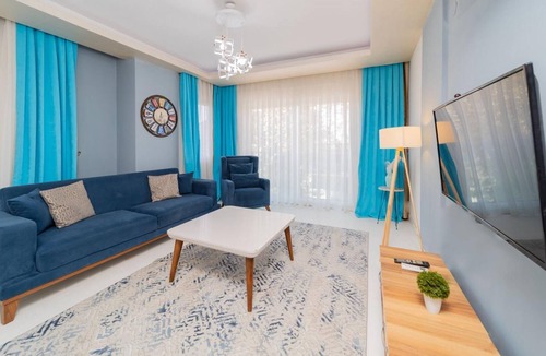 Eski Lara Apartment | Convenient Flat w Balcony 8 min to Duden Park