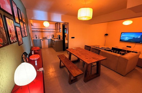 Fethiye City Center Apartment | Cozy 2-bedroom apartment in charming in Fethiye Center with AC - Ground Floor