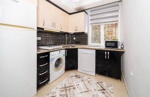 Kultur Mahallesi Apartment | Cozy Flat near Shopping Malls in Kepez, Antalya