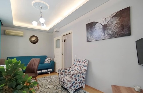 Kultur Mahallesi Apartment | Cozy Flat near Shopping Malls in Kepez, Antalya