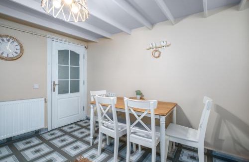 Ortakoy Apartment | Cozy Home with Cozy Garden in Ortakoy