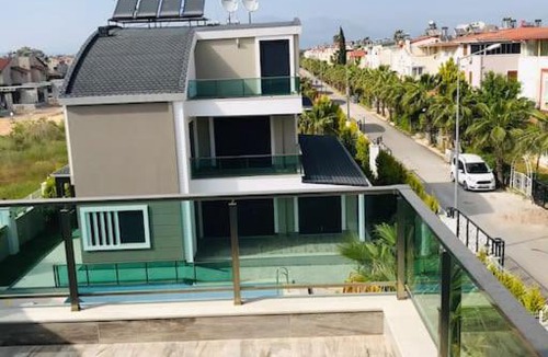 Kadriye Villa | Crow Villa House