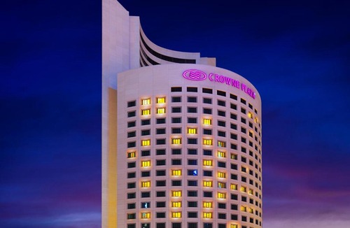 Umraniye Hotel | Crowne Plaza Istanbul Oryapark by IHG