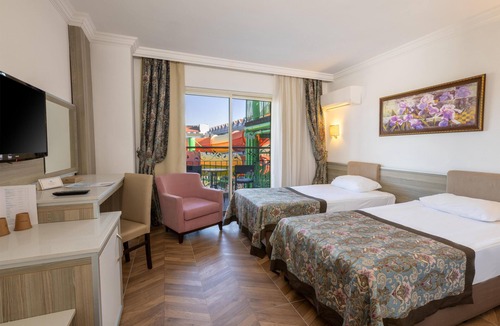 Kemer Resort | Crystal Aura Aqua Collection - All inclusive