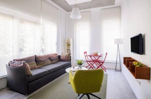 Ortakoy Apartment | Cute Compact 1Bd1Bath Gem Shared Terrace! #397