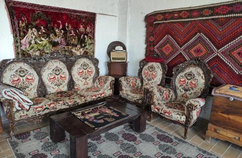 DogubeyazIt House | Dede Sebo Çay Bahçesi + Camping