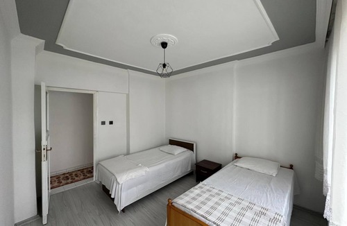 Trabzon Apartment | DENİZ MANZARALI, HAVADAR, GÜNLÜK EV !!
