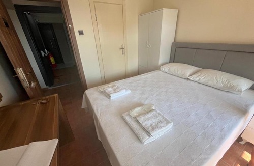 Kucukkuyu Hotel | Deniz Kenarı Beach & Garden