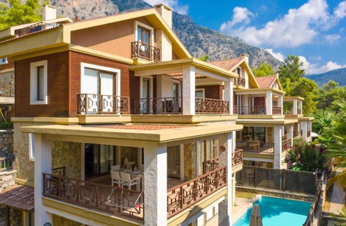 Gocek Villa | Deniz ve Orman Manzaralı 4+2 Villa Almina