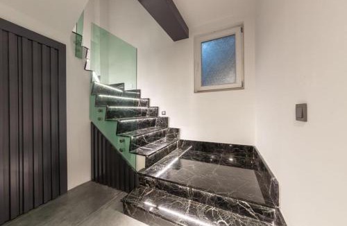 Eski Lara Apartment | Denize 200m şehir merkezi bahçe dubleks