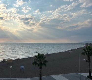 Dikili Apartment | Dikili Sahilde Denize Sıfır Daire