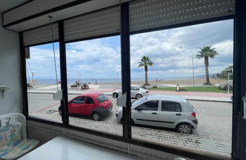 Dikili Apartment | Dikili Sahilde Denize Sıfır Daire