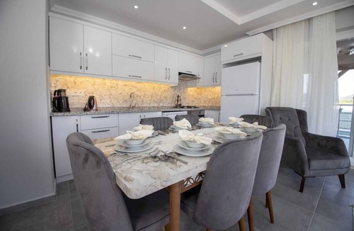 Ortaca Villa | Dogakent Villa Lodos - enjoy a private pool and lovely garden