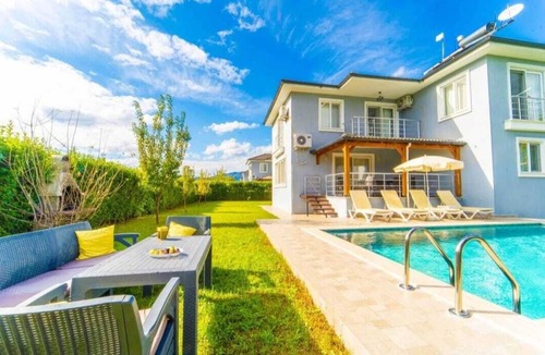 Ortaca Villa | Dogakent Villa Lodos - enjoy a private pool and lovely garden