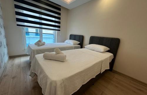 Kocasinan Apartment | Downtown Antalya XL Family Stay