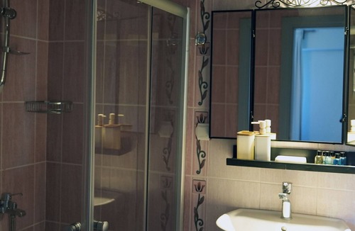 Bozcaada Bed & Breakfast | Ege Han Otel