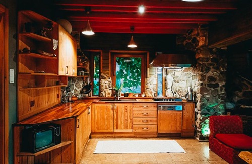 Karaburun Villa | Enchanting Unique House with Garden in Karaburun